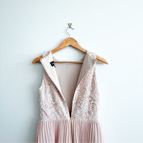 Xscape Blush Pink Lace Dress Pleated Fit and Flare Semi-Formal Party Women 's 10 - Picture 6 of 14